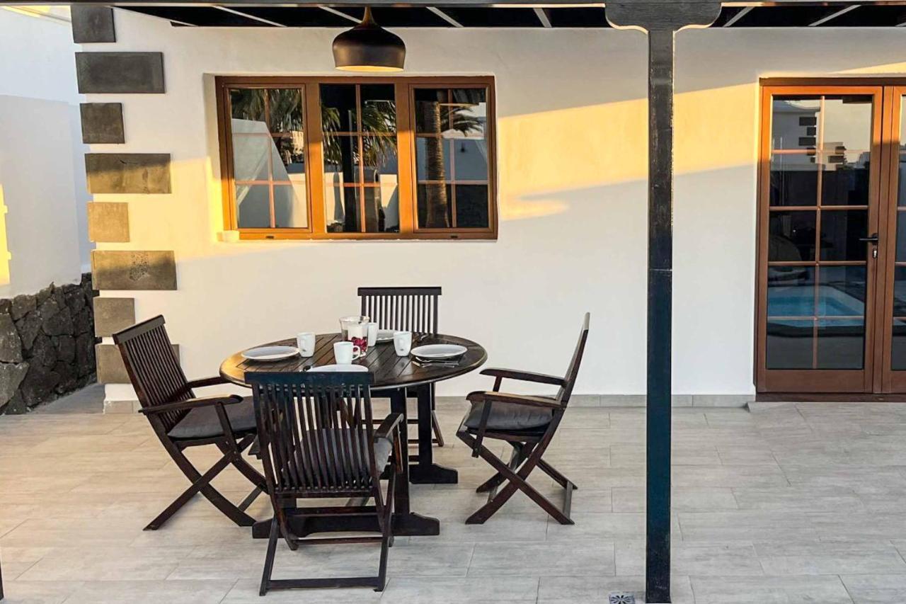 Arabella Villa Playa Blanca  Exteriör bild